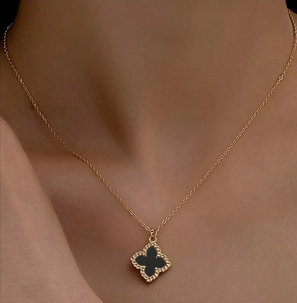 Kleeblatt- Halskette